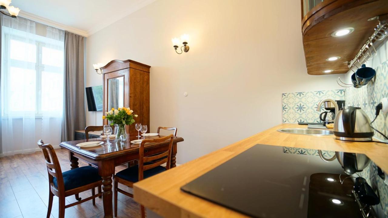 Apartamenty Everysky - Plac Ratuszowy 51 Jelenia Góra Buitenkant foto