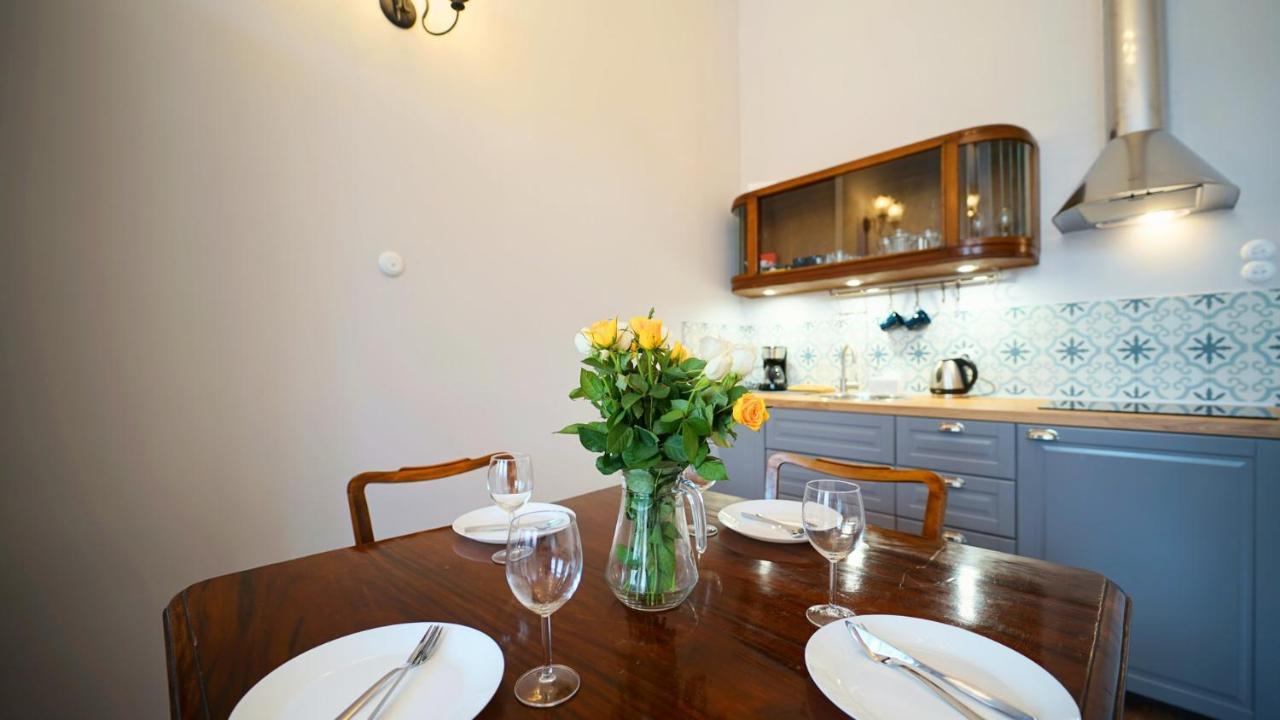 Apartamenty Everysky - Plac Ratuszowy 51 Jelenia Góra Buitenkant foto
