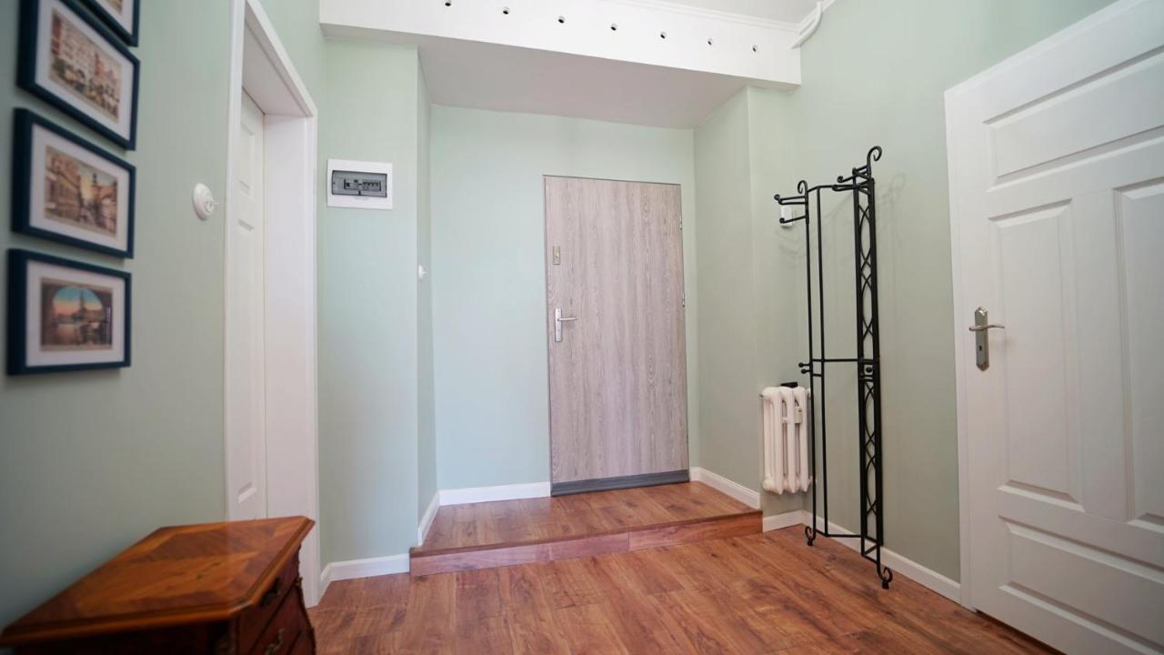 Apartamenty Everysky - Plac Ratuszowy 51 Jelenia Góra Buitenkant foto